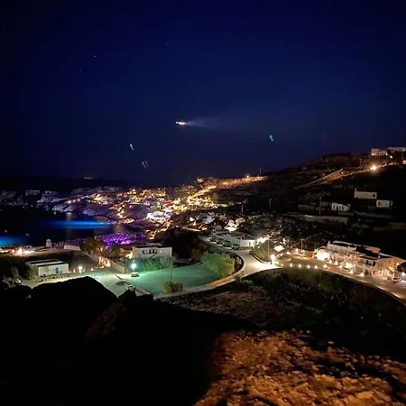1path Wave Mykonos Super Paradise Beach House Holiday home *